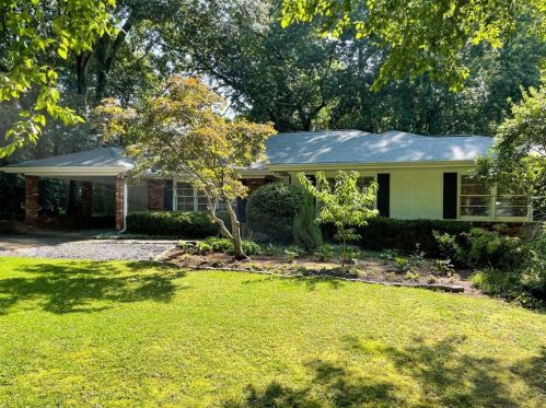 1095 Burton Dr, Atlanta, GA 30329-4011