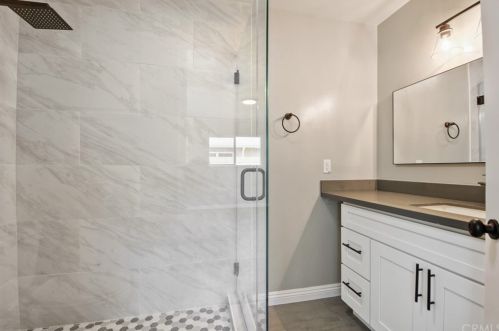 733 Toland St, Santa Ana CA  92704-2164 exterior