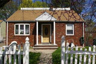 10 Marion Ave, Lodi, NJ 07644-1423