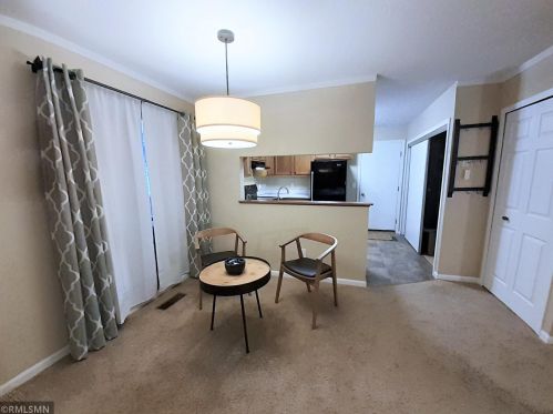 1573 Helmo Ave, Saint Paul MN  55128-5534 exterior