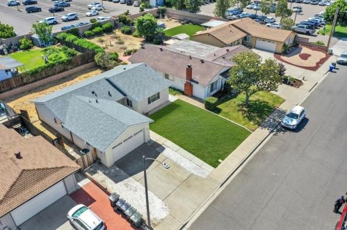 13249 Evanston Dr, Poway, CA 92064-4827