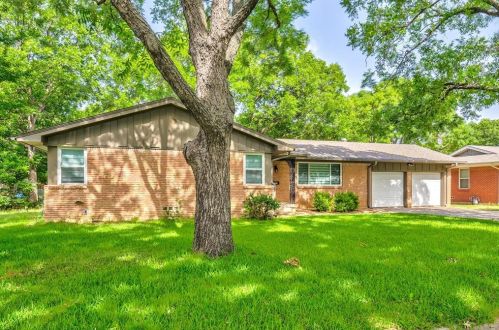 4205 Keeter Dr, Fort Worth TX  76180-7321 exterior