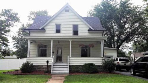 509 Aldrich St, Geneseo, IL 61254-1052