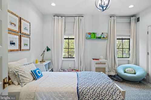 771 12 St, Philadelphia PA 19123-1960 exterior