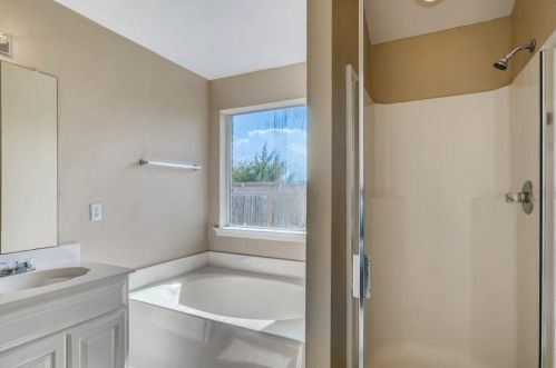 6944 Lomo Alto Dr, Fort Worth TX  76132-3560 exterior