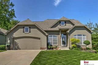 608 188th Ave, Omaha, NE 68022-5644