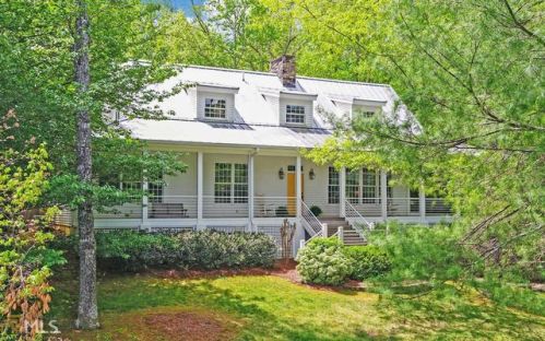 939 Dicks Creek Rd, Clarkesville, GA 30523-0250