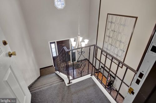 36 Cambridge Ct, Carlisle PA 17013-2733 exterior