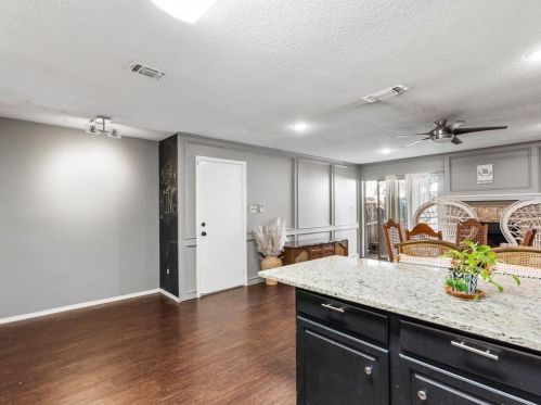 6952 Bentley Ave, Fort Worth TX  76137-3332 exterior