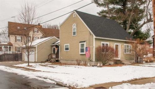 53 Haines St, Nashua, NH 03060-4071