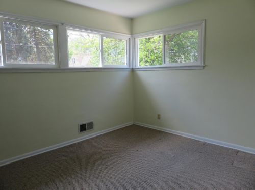 1377 Ames Ave, Saint Paul MN  55106-3518 exterior