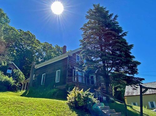 105 Northfield Rd, Hinsdale, NH 03451-2502