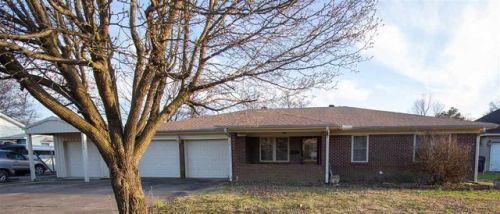 320 Alabama St, Walnut Ridge, AR 72476-3109