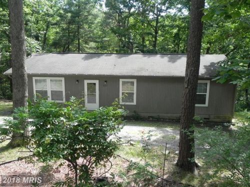 387 Oasis Ln, Gerrardstown, WV 25420-3110