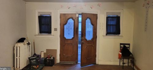 5516 Godfrey Ave, Philadelphia, PA 19138-1823