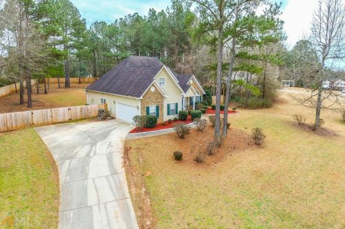 30 Carmel Dr, Porterdale, GA 30016-7811