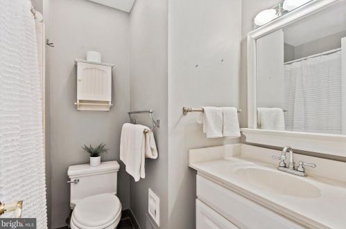 15013 Timberlake Dr, Silver Spring MD 20905-4360 exterior