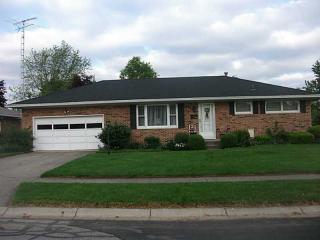 5042 Stoneridge Dr, Springfield, OH 45503-5717
