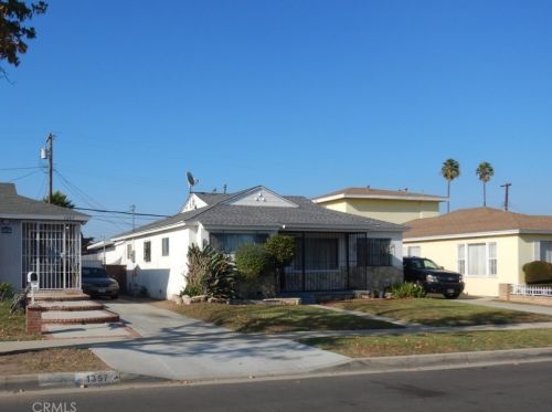 1363 139th St, Compton, CA 90222-3134