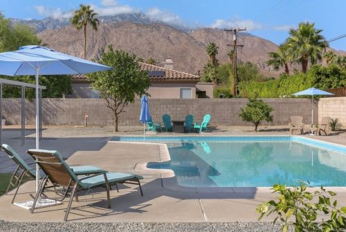 2216 Baristo Rd, Palm Springs, CA 92262-7124