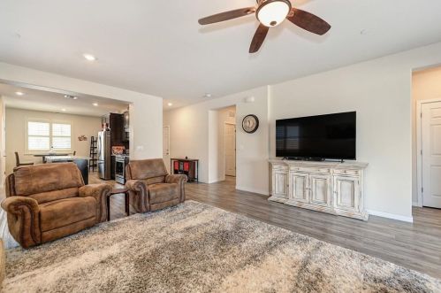 5712 Freestone Dr, Arboga CA  95901-8701 exterior