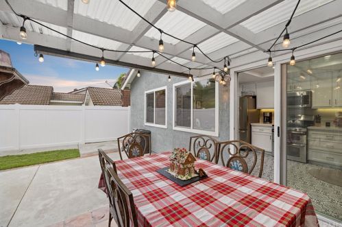 8434 Foothill St, Anaheim CA  92808-1206 exterior