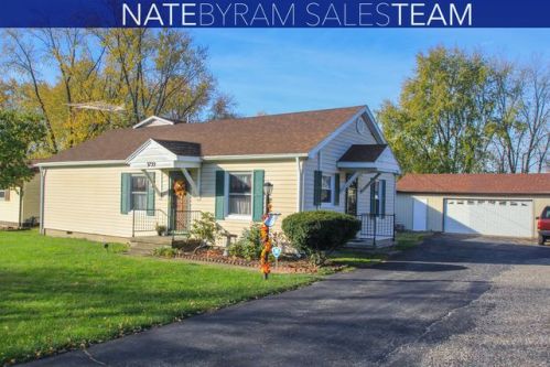 3722 Pershing St, Danville, IL 61832-1032