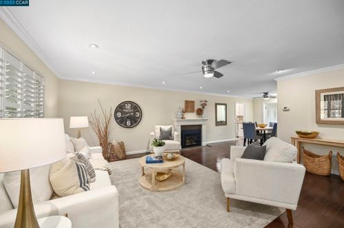 391 Maureen Ln, Concord CA  94523-2136 exterior