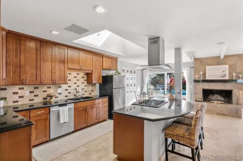 3339 Cheyenne Ave, San Diego, CA 92117-6237