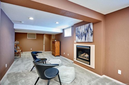 8548 Kettle Pl, Englewood CO 80112-4748 exterior