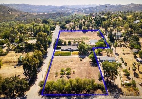 13340 Blueberry Hill Ln, Valley Center, CA 92082-5407