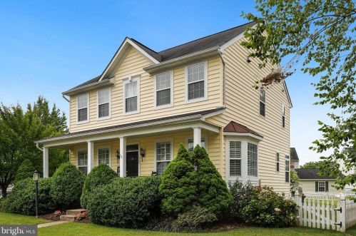 10202 Peel Ring Pl, Bristow, VA 20136-2619