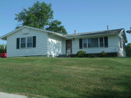 647 Dawson Dr, Strother, MO 65275-1277