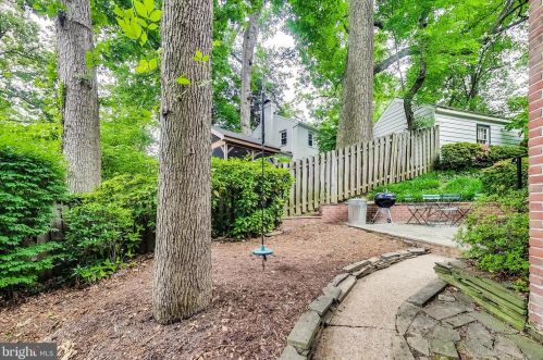 610 Ellsworth Dr, Silver Spring MD 20910-4301 exterior