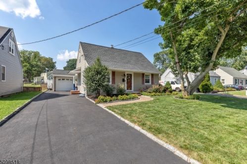 68 James Ave, Clark, NJ 07066-1231