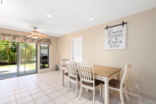 7777 Kalohelani Pl, Honolulu HI 96825-2829 exterior