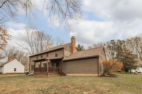 57 Beaverbrook Ct, Cheshire, CT 06410-4301
