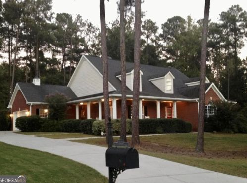 1041 Lane Creek Ct, Bishop, GA 30621-1170