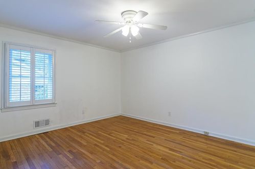 1543 Knob Hl Dr, Atlanta GA  30329-3208 exterior