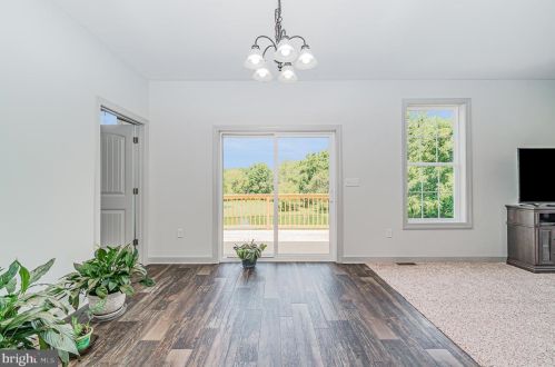 342 Black Rock Rd, Hanover PA  17331-9306 exterior