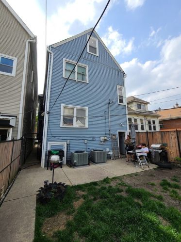 1729 Keeler Ave, Chicago, IL 60639-4811