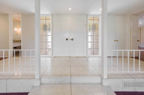 3110 Peters Cir, Glendale CA  91208-1732 exterior