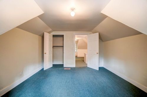 811 Academy Ave, Cincinnati OH  45205-1623 exterior