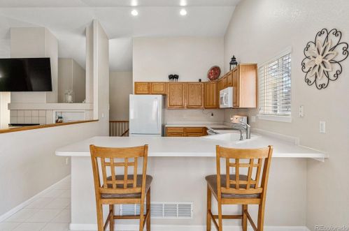 4712 Danube Cir, Aurora CO  80015-4958 exterior