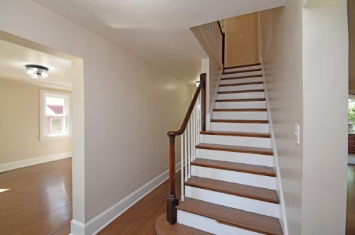 1132 Fenmore Dr, Cincinnati OH  45237-5120 exterior