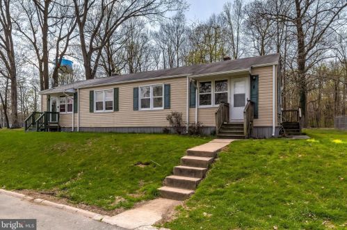 8 Victory St, Aberdeen, MD 21001-3812