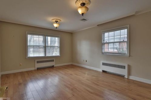 415 Ott St, Allentown PA  18104-6151 exterior