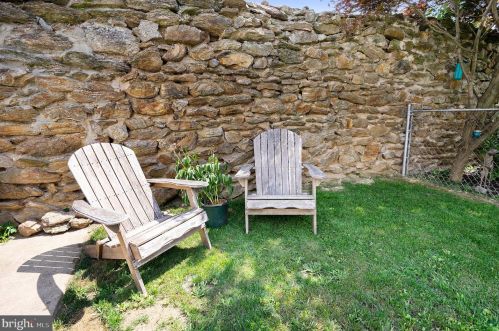 453 Leverington Ave, Philadelphia PA  19128-3315 exterior