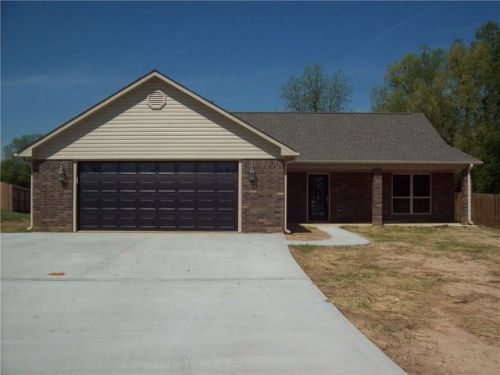 190 20th St, Ozark, AR 72949