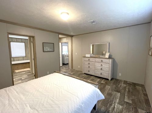 2370 Blocker Rd, Marshall TX 75672-3720 exterior